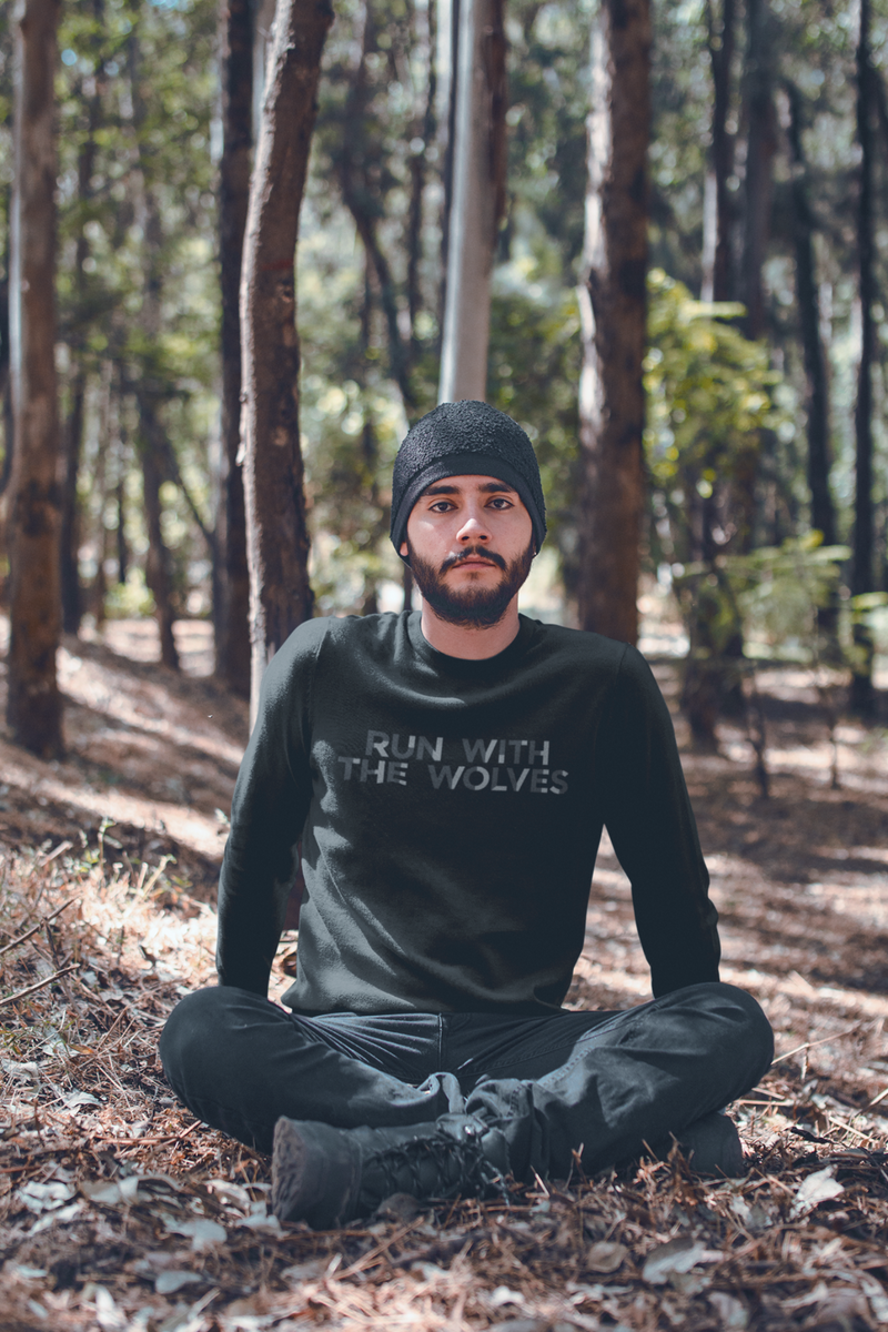 Run With The Wolves Organic Sweatshirt – Gender Neutral