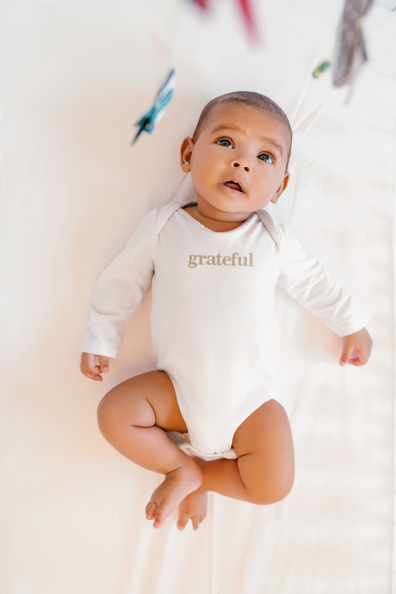Grateful Long Sleeve Infant Organic Onesie – Gender Neutral